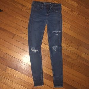 NEW AE RIPPED HIGH WAISTED SKINNY JEANS